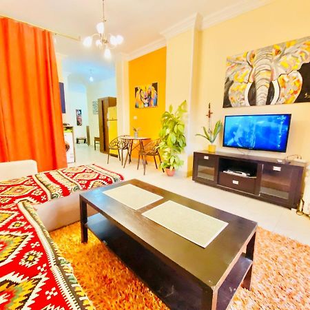 Safari Home Hurghada center Bagian luar foto