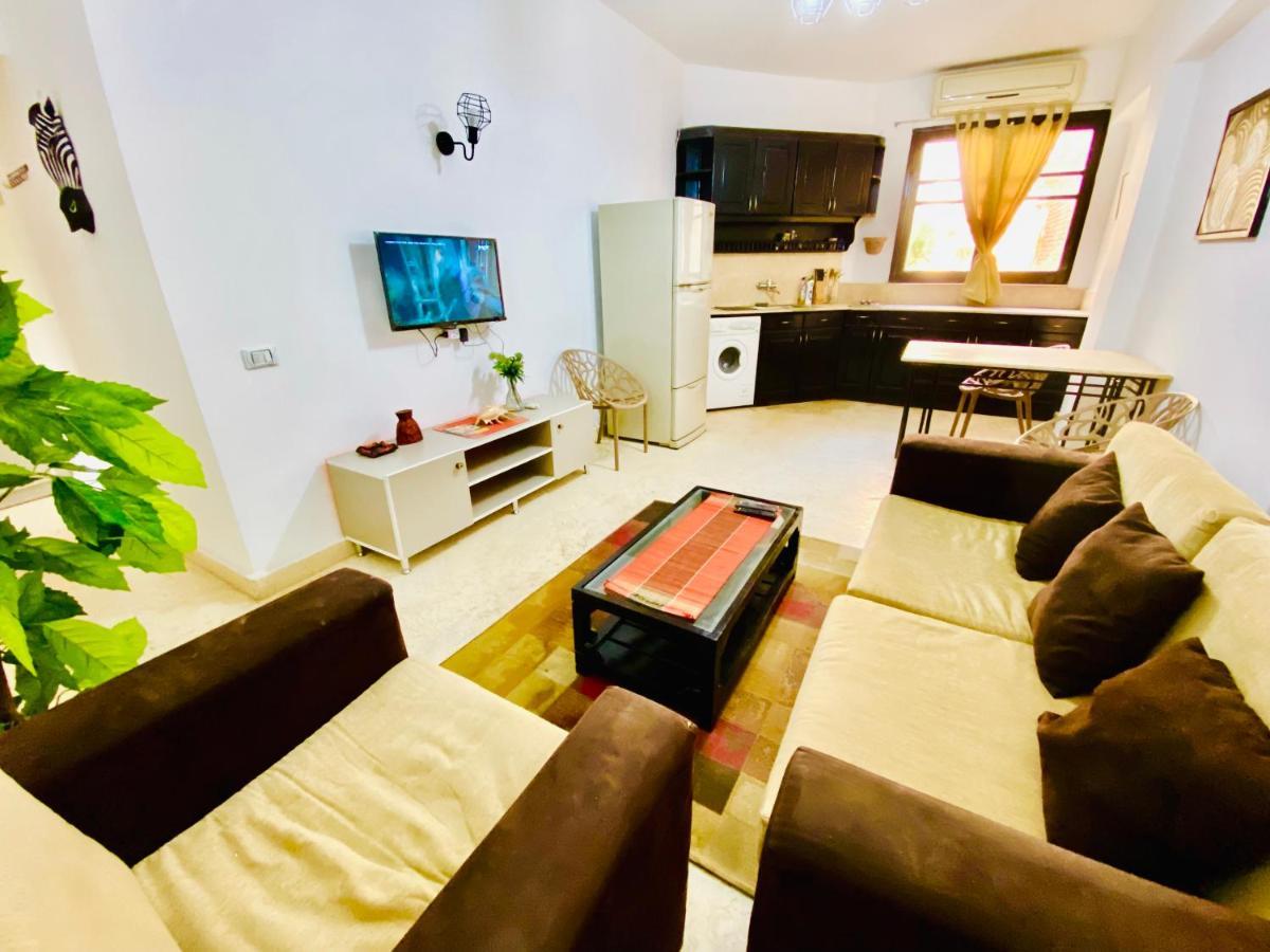 Safari Home Hurghada center Bagian luar foto